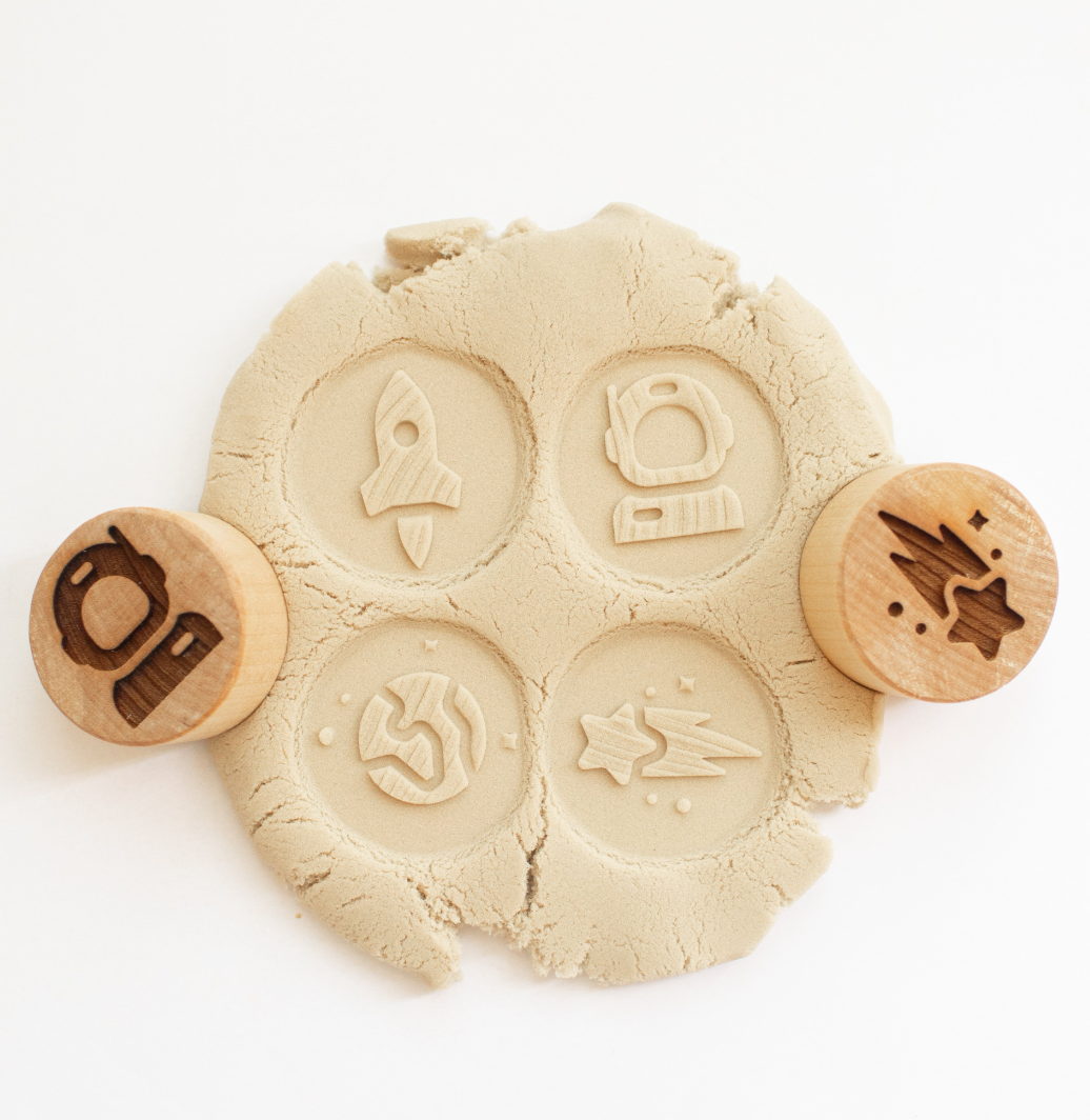 Houten stempels - de ruimte